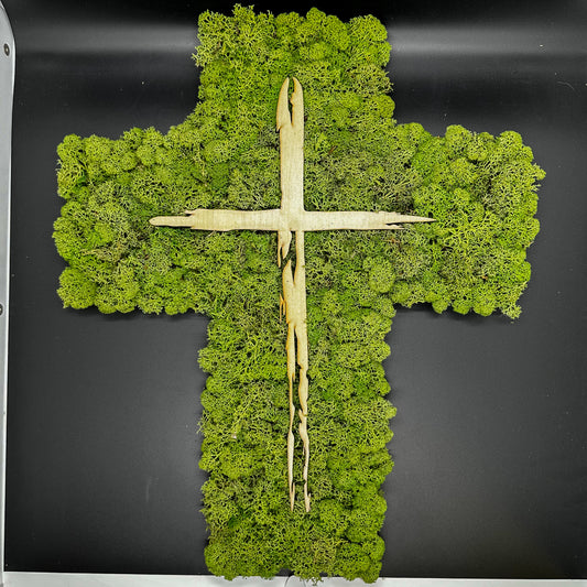 3D Kreuz aus Holz, mit konserviertem Islandmoos | Wandbild | nachhaltig produziert in Deutschland