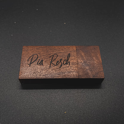 Personalisierbare Fotobox mit USB-Stick | aus Holz |  Laser Cut-Gravur | nachhaltig produziert in Deutschland